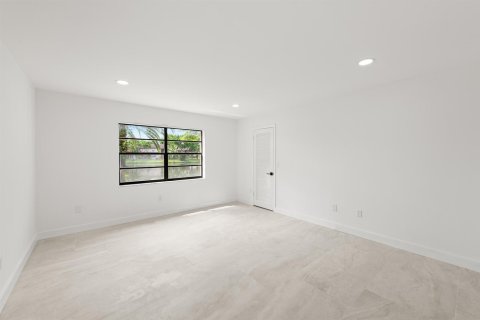 Condo in Boca Raton, Florida, 2 bedrooms  № 2275394 - photo 27