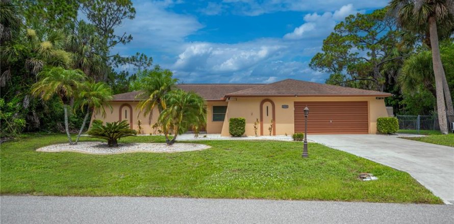 Villa ou maison à Port Charlotte, Floride 3 chambres, 190.73 m2 № 2209671
