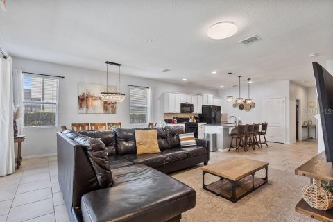 Adosado en venta en Davenport, Florida, 5 dormitorios, 228.54 m2 № 2222201 - foto 15