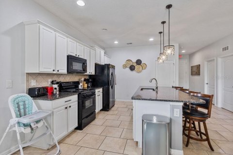 Adosado en venta en Davenport, Florida, 5 dormitorios, 228.54 m2 № 2222201 - foto 7