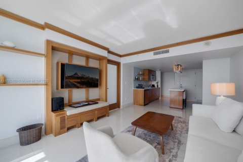 Condo in Miami Beach, Florida, 1 bedroom  № 1667483 - photo 7
