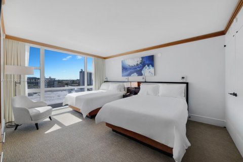 Condo in Miami Beach, Florida, 1 bedroom  № 1667483 - photo 12