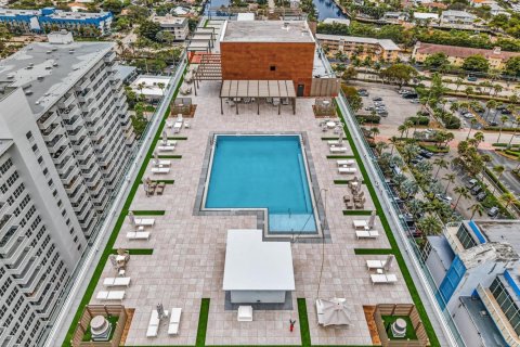 Condo in Fort Lauderdale, Florida, 2 bedrooms № 2154967 - photo 2