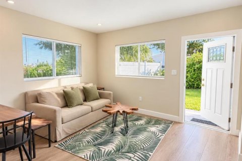 Immobilier commercial à vendre à Deerfield Beach, Floride: 240.99 m2 № 2423521 - photo 3