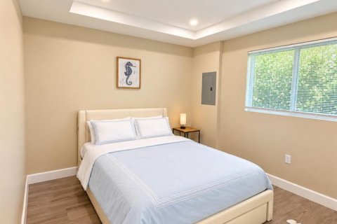 Immobilier commercial à vendre à Deerfield Beach, Floride: 240.99 m2 № 2423521 - photo 4