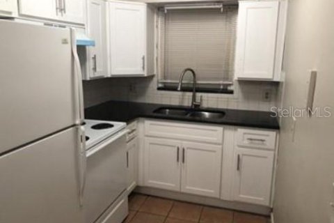 Immobilier commercial à vendre à Holiday, Floride: 343.83 m2 № 1628274 - photo 4
