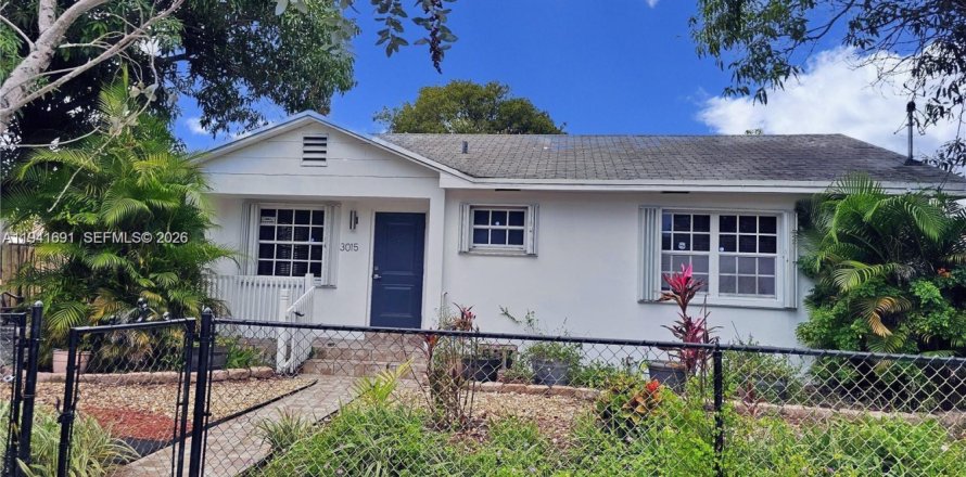 Casa en Miami, Florida 2 dormitorios, 130.43 m2 № 2002674