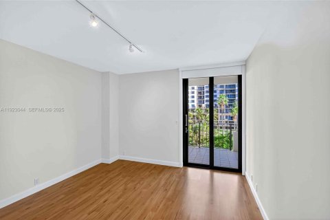 Condominio en venta en Miami, Florida, 3 dormitorios, 150.87 m2 № 1982551 - foto 19