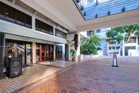 Condominio en venta en Miami, Florida, 3 dormitorios, 150.87 m2 № 1982551 - foto 6