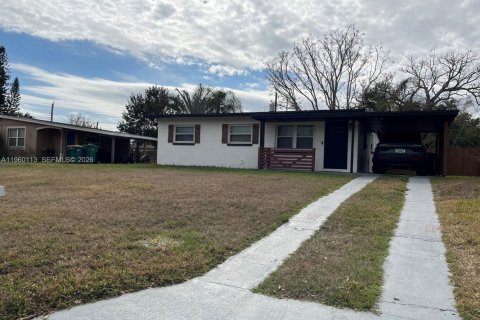 House in Melbourne, Florida 3 bedrooms, 93.46 sq.m. № 2021859 - photo 2