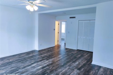 Apartment in Clearwater, Florida 2 bedrooms, 85.66 sq.m. № 1868847 - photo 4