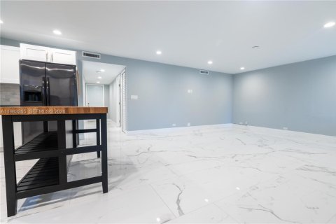 Снять в аренду виллу или дом в Ки-Ларго, Флорида 3 спальни, 112.23м2, № 2048023 - фото 7