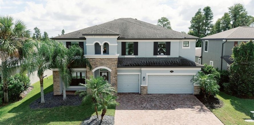 Villa ou maison à Lutz, Floride 5 chambres, 394.09 m2 № 1906975