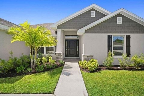 Villa ou maison à vendre à St. Lucie, Floride: 4 chambres, 196.58 m2 № 2397781 - photo 2