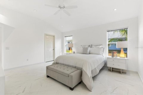 Casa en venta en The Villages, Florida, 3 dormitorios, 177.26 m2 № 1509240 - foto 13