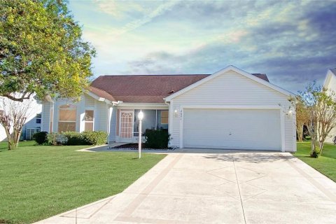 Casa en venta en The Villages, Florida, 3 dormitorios, 177.26 m2 № 1509240 - foto 1