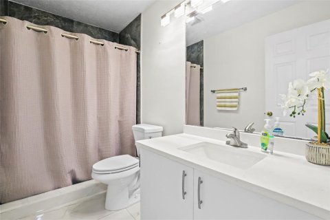 House in St. Lucie, Florida 3 bedrooms, 159.23 sq.m. № 2097802 - photo 26