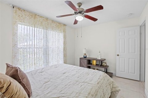 House in St. Lucie, Florida 3 bedrooms, 159.23 sq.m. № 2097802 - photo 16