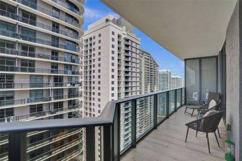 Condo in Miami, Florida, 1 bedroom  № 1763419 - photo 22