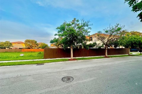 House in Homestead, Florida 4 bedrooms, 226.4 sq.m. № 1756029 - photo 4