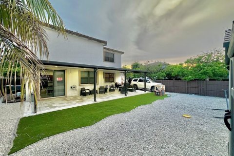 House in Homestead, Florida 4 bedrooms, 226.4 sq.m. № 1756029 - photo 8