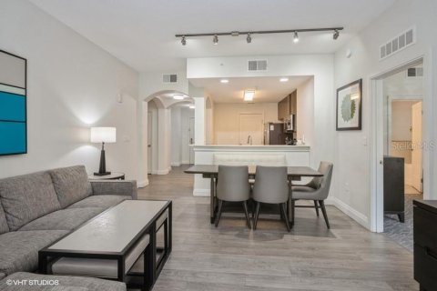 Condominio en venta en Winter Garden, Florida, 2 dormitorios, 117.52 m2 № 794623 - foto 7