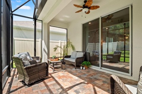 House in Mount Dora, Florida 3 bedrooms, 182.65 sq.m. № 2310330 - photo 2
