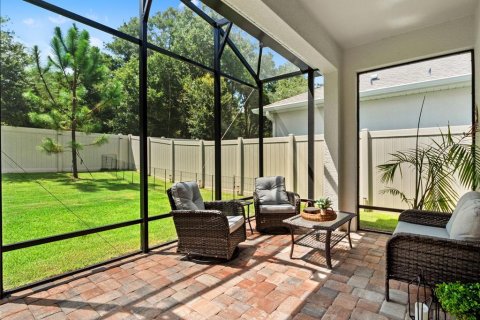 House in Mount Dora, Florida 3 bedrooms, 182.65 sq.m. № 2310330 - photo 27
