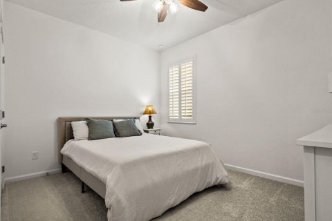 House in Mount Dora, Florida 3 bedrooms, 182.65 sq.m. № 2310330 - photo 22