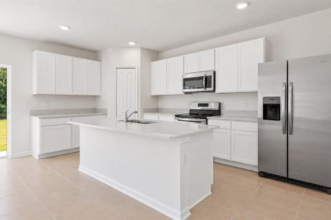 Villa ou maison à louer à Eustis, Floride: 4 chambres, 174.66 m2 № 2354837 - photo 6