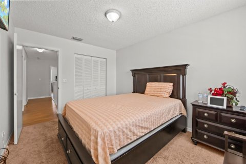 Casa en venta en Lake Worth, Florida, 4 dormitorios, 198.07 m2 № 2279626 - foto 24