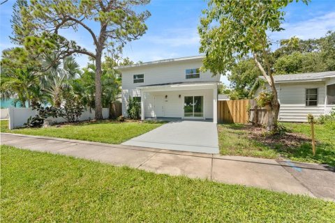 Casa en venta en Gulfport, Florida, 3 dormitorios, 172.8 m2 № 1913679 - foto 3