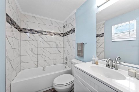 Casa en venta en Gulfport, Florida, 3 dormitorios, 172.8 m2 № 1913679 - foto 28