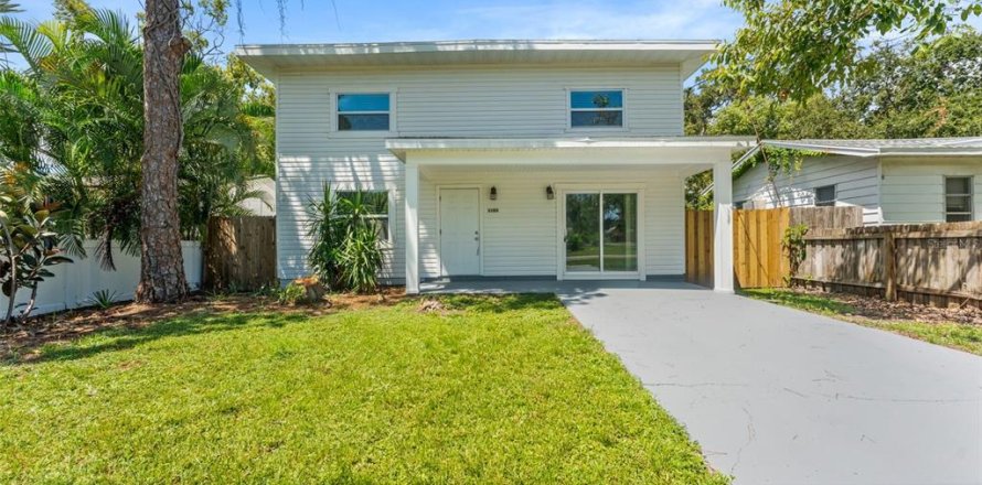 Casa en Gulfport, Florida 3 dormitorios, 172.8 m2 № 1913679
