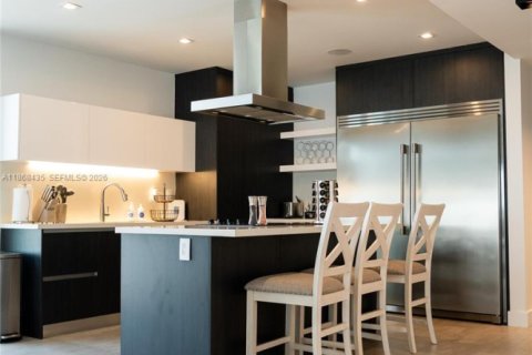 Condominio en alquiler en Miami Beach, Florida, 3 dormitorios, 205.31 m2 № 2016945 - foto 18