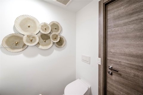 Condominio en alquiler en Miami Beach, Florida, 3 dormitorios, 205.31 m2 № 2016945 - foto 6