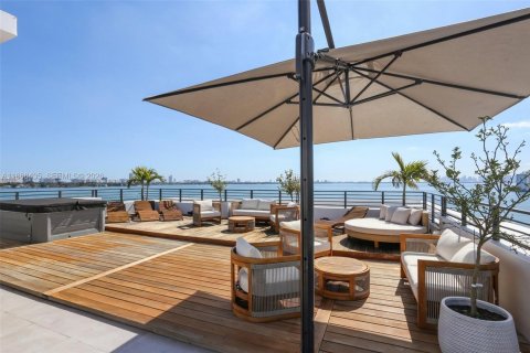 Condominio en alquiler en Miami Beach, Florida, 3 dormitorios, 205.31 m2 № 2016945 - foto 21