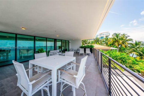 Condominio en alquiler en Miami Beach, Florida, 3 dormitorios, 205.31 m2 № 2016945 - foto 8