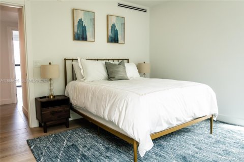 Condominio en alquiler en Miami Beach, Florida, 3 dormitorios, 205.31 m2 № 2016945 - foto 15