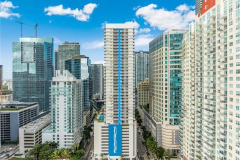 Condo in Miami, Florida, 1 bedroom  № 2058548 - photo 29