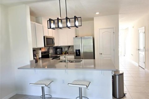 Casa en alquiler en Orlando, Florida, 3 dormitorios, 138.24 m2 № 1644359 - foto 4
