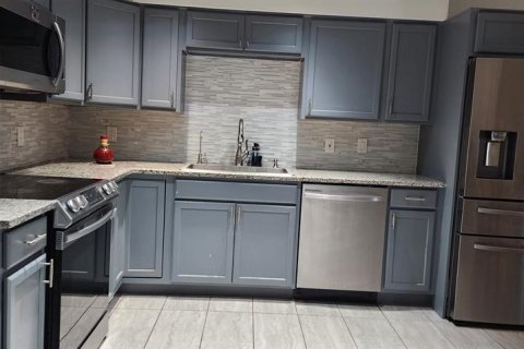 Casa en alquiler en Orlando, Florida, 3 dormitorios, 138.24 m2 № 1644359 - foto 5