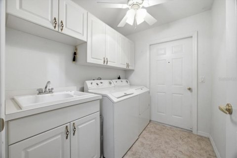 Casa en venta en Haines City, Florida, 3 dormitorios, 170.48 m2 № 2290995 - foto 20