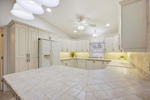 Casa en venta en Haines City, Florida, 3 dormitorios, 170.48 m2 № 2290995 - foto 4