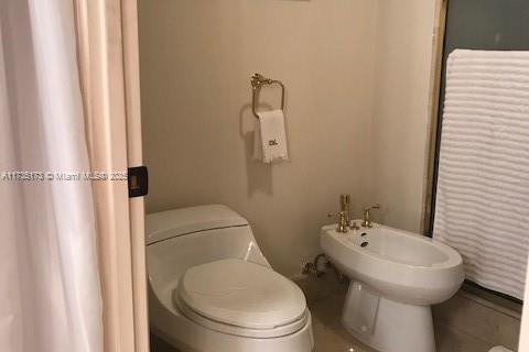 Copropriété à vendre à Sunny Isles Beach, Floride: 3 chambres, 210.61 m2 № 1697738 - photo 15