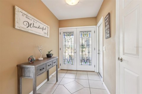 House in Winter Haven, Florida 4 bedrooms, 222.69 sq.m. № 2110714 - photo 12
