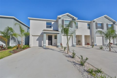 Townhouse in Apollo Beach, Florida 3 bedrooms, 167.41 sq.m. № 2202059