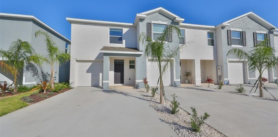 Townhouse in Apollo Beach, Florida 3 bedrooms, 167.41 sq.m. № 2202059