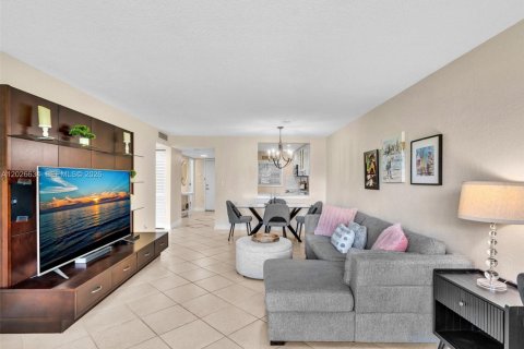 Copropriété à vendre à Davie, Floride: 1 chambre, 83.7 m2 № 2176114 - photo 16