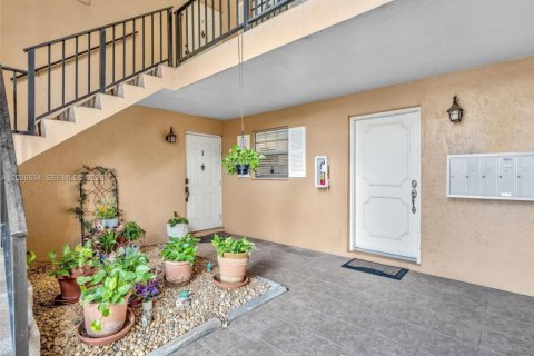 Copropriété à vendre à Davie, Floride: 1 chambre, 83.7 m2 № 2176114 - photo 30